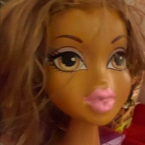 Meet your Posher, Amora